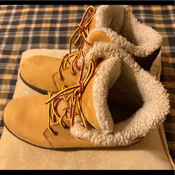 Timberland boots 6y - Picture 3 of 6